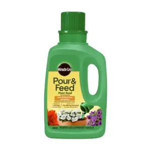 Miracle-Gro Pour and Feed Plant Food 32 fl. Ounce. | Ready to Use Plant Food