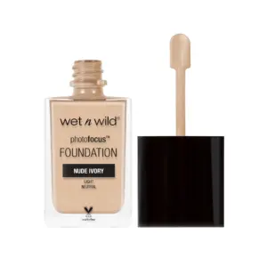 wet n wild Photo Focus Liquid Foundation | Light | Matte | Nude Ivory | 1 fl Ounce | Single
